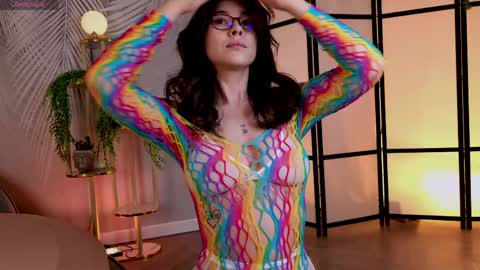 Snapshot of marie_diaze chatting on 12, 4, 2026 Marie LEAVE YOUR WITH ME online show from 12, 4, 2026