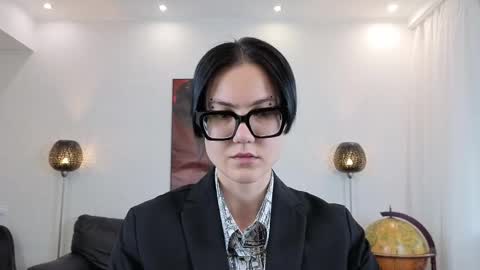 Marie Fitch online show from 20, 5, 2026