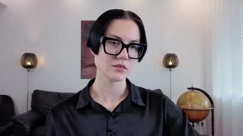 Snapshot of marie_fitch chatting on 11, 6, 2026 Marie Fitch online show from 11, 6, 2026
