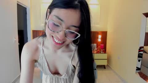 Snapshot of marie_tapner chatting on 30, 3, 2026 MARIE online show from 30, 3, 2026