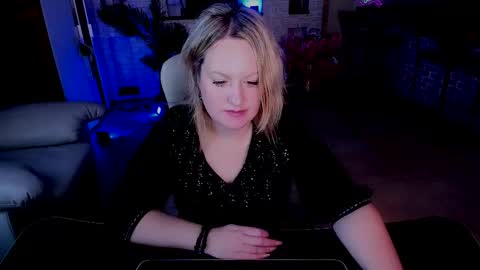 mariemlui online show from 7, 11, 2025