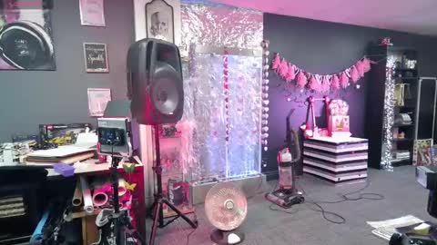 Marie Ann Waters online show from 6, 1, 2025