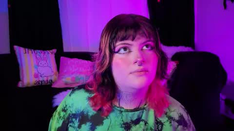 mariiana_velezz online show from 25, 3, 2026