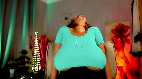 Snapshot of mariicha chatting on 6, 1, 2025 Nikita - Scroll down and read my bio please. New Pictures in Bio online show from 6, 1, 2025