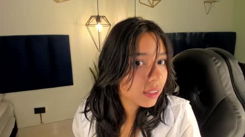 Mariina online show from 12, 12, 2024