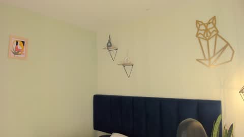 Mariina online show from 6, 1, 2025