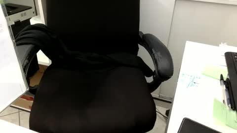 Snapshot of marikapikkola chatting on 6, 11, 2025 Mary... online show from 6, 11, 2025