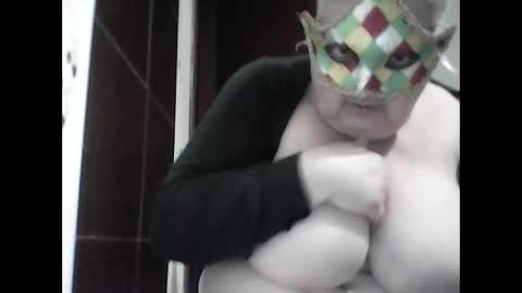 marilu64 online show from 4, 12, 2024