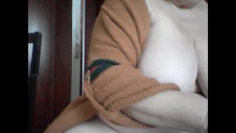 marilu64 online show from 27, 12, 2024