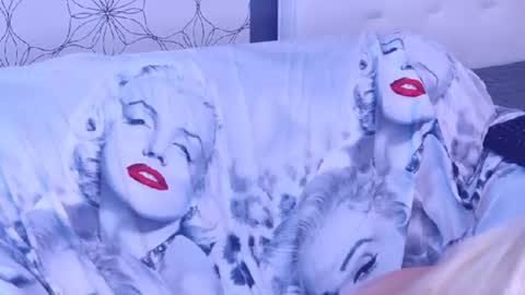 Snapshot of marimais chatting on 14, 7, 2026 Mary Mais online show from 14, 7, 2026