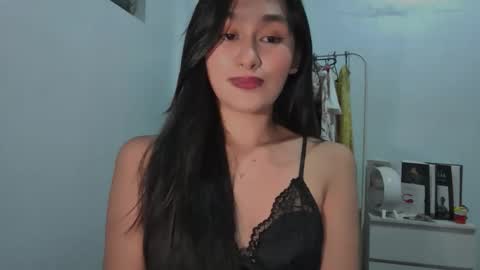Snapshot of marimaraldama chatting on 6, 10, 2025 Anngilbuena online show from 6, 10, 2025