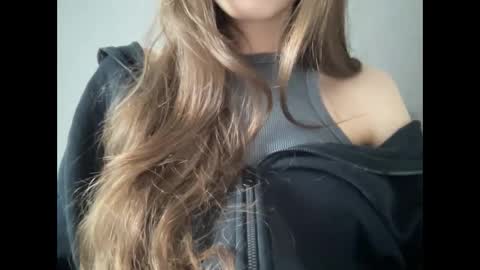 Snapshot of marinalovenow chatting on 28, 2, 2025 Marina online show from 28, 2, 2025