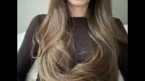 Snapshot of marinalovenow chatting on 1, 3, 2025 Marina online show from 1, 3, 2025