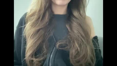 Snapshot of marinalovenow chatting on 7, 10, 2025 Marina online show from 7, 10, 2025