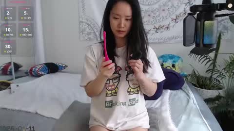 Snapshot of marissapeach chatting on 11, 1, 2025 MarissaPeach online show from 11, 1, 2025