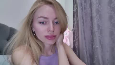 Snapshot of mariwell chatting on 18, 5, 2026 mariwell online show from 18, 5, 2026