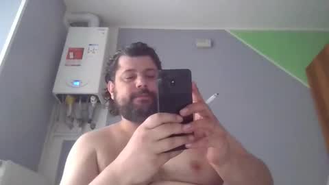 Snapshot of mark2985555 chatting on 11, 4, 2026 mark2985555 online show from 11, 4, 2026