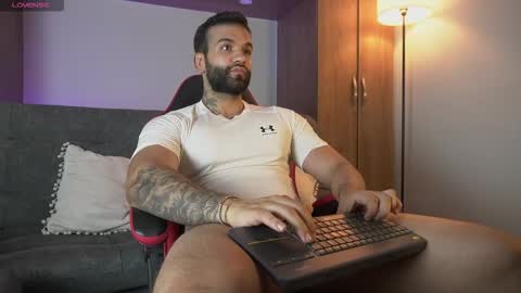 Snapshot of mark_hazze chatting on 19, 2, 2026 Mark online show from 19, 2, 2026