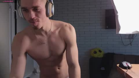 Mark online show from 5, 12, 2024