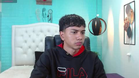 markbowie online show from 9, 11, 2025