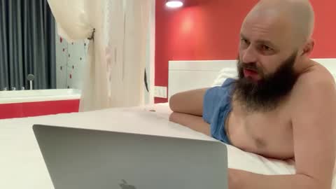 Snapshot of markiza_karabasa chatting on 1, 1, 2025 Adam and Eve online show from 1, 1, 2025