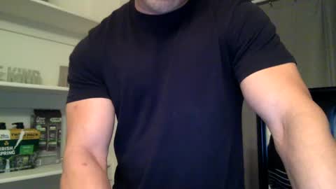 Snapshot of markk702 chatting on 2, 12, 2024 markk702 online show from 2, 12, 2024