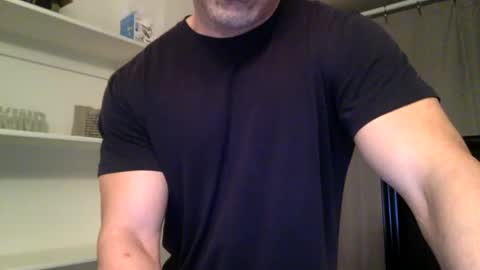 Snapshot of markk702 chatting on 13, 2, 2025 markk702 online show from 13, 2, 2025