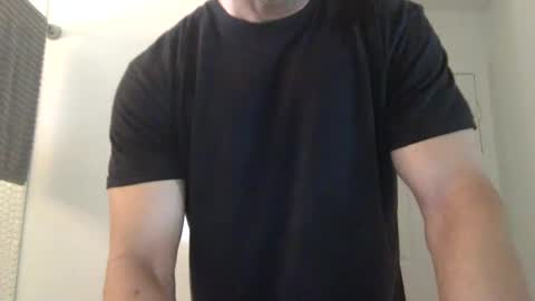 Snapshot of markk702 chatting on 8, 9, 2025 markk702 online show from 8, 9, 2025