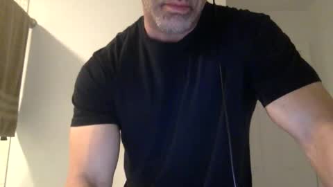 Snapshot of markk702 chatting on 21, 10, 2025 markk702 online show from 21, 10, 2025