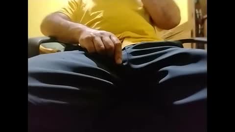 Snapshot of markoanto35 chatting on 20, 10, 2025 markoanto35 online show from 20, 10, 2025