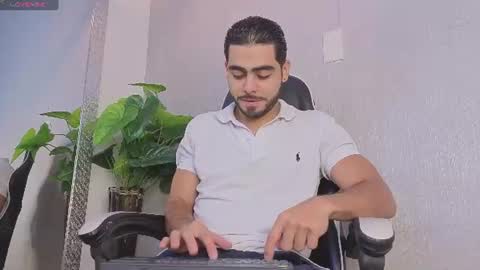 Snapshot of markoss_miles chatting on 15, 7, 2026 Markos online show from 15, 7, 2026