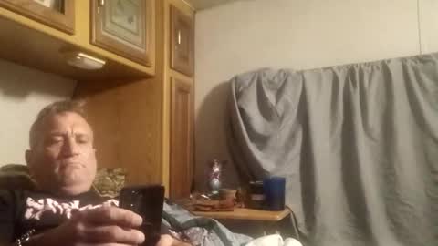 markymark101825061 online show from 20, 12, 2025