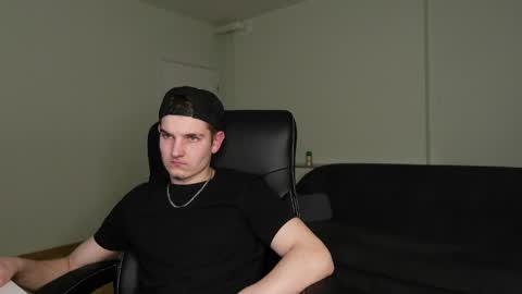 Snapshot of markymark_k chatting on 15, 4, 2026 Marky mark online show from 15, 4, 2026