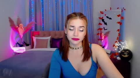 Snapshot of marladewis chatting on 19, 10, 2025 MarlaDewis online show from 19, 10, 2025