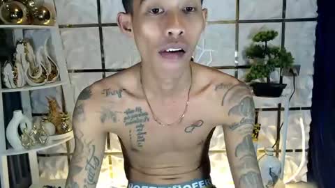 marlmoreno10 online show from 21, 12, 2025