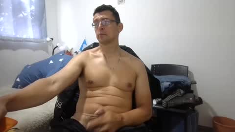 Snapshot of marlonfit chatting on 30, 6, 2026 marlonfit online show from 30, 6, 2026