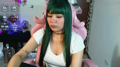 Snapshot of maron_baez chatting on 14, 4, 2026 maron online show from 14, 4, 2026