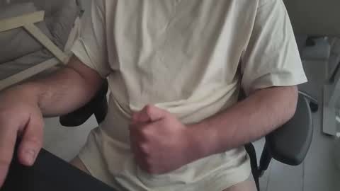 Snapshot of maroskis2222 chatting on 8, 10, 2025 MAREMAREMAR online show from 8, 10, 2025