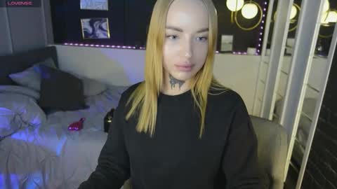 Marquise online show from 14, 12, 2025