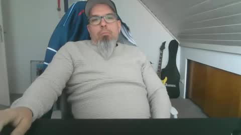 Snapshot of marriedcock1980 chatting on 27, 3, 2026 marriedcock1980 online show from 27, 3, 2026