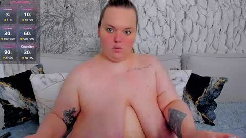 Snapshot of marry_girl chatting on 7, 12, 2024 Mary online show from 7, 12, 2024