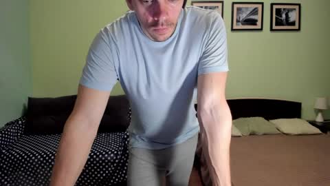 Snapshot of marryplz chatting on 19, 4, 2026 Alan online show from 19, 4, 2026