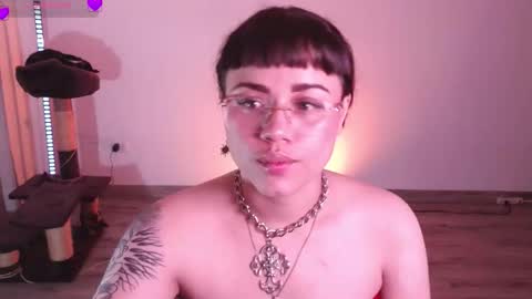 Marsdoll online show from 16, 9, 2025