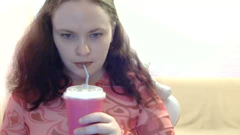 marshmellowsofia online show from 27, 7, 2026