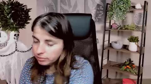 martaedams online show from 4, 11, 2025