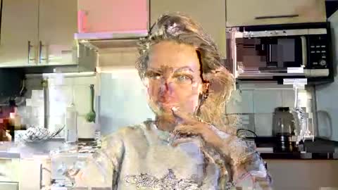 Snapshot of martaluna_ chatting on 17, 5, 2026 Marta online show from 17, 5, 2026