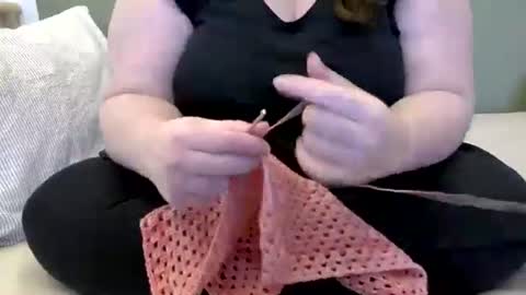 Snapshot of marthabriest chatting on 6, 4, 2026 Martha online show from 6, 4, 2026