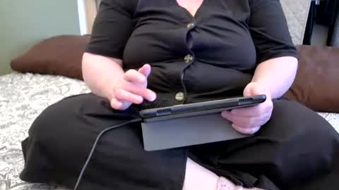 Snapshot of marthabriest chatting on 27, 5, 2026 Martha online show from 27, 5, 2026