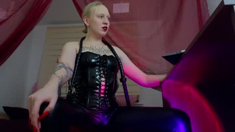 Ultimate Goddess online show from 3, 1, 2025