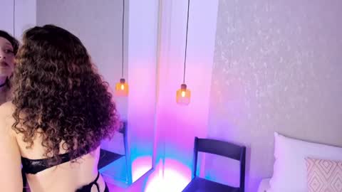 Snapshot of martina_adams chatting on 24, 4, 2026 mari online show from 24, 4, 2026